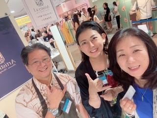 松屋銀座のハワイイベント。アーティストリー&アイさんに会いに行ってまいりました! & 7/27【オンライン】「ペレとヒイアカの旅」第3回目、開講いたします☆彡 松屋銀座のハワイイベント。アーティストリー&アイさんに会いに行ってまいりました! & 7/27【オンライン】「ペレとヒイアカの旅」第3回目、開講いたします☆彡