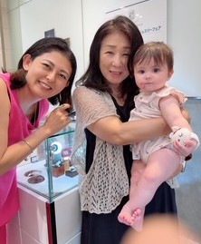 昨日はアーティストリー＆アイさんにお会いしてきました！　＆　「ハーブ＆アロマ」講座、季節巡りカレンダーとハワイの月の暦をひとつにした、新しいカレンダーを教材にします！