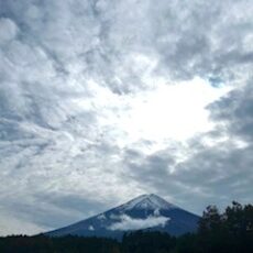 河口湖のほうへ。雄大な富士山を眺めてきました！　＆　アンティー・モコのひとり言：いつも変わらずここにいます☆彡